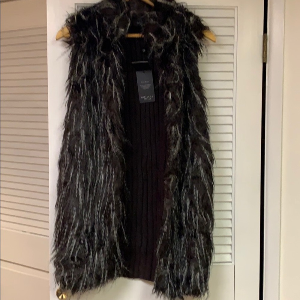 COPY - Adrianna Papell faux black/white fur